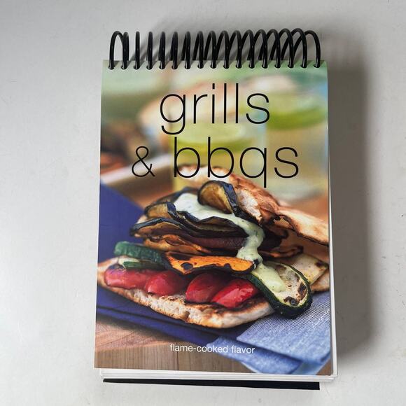 GRILLS & BBQS Flame-Cooked Flavor Top Spiral Cookbook Stand Bay Books Color - Picture 3 of 12